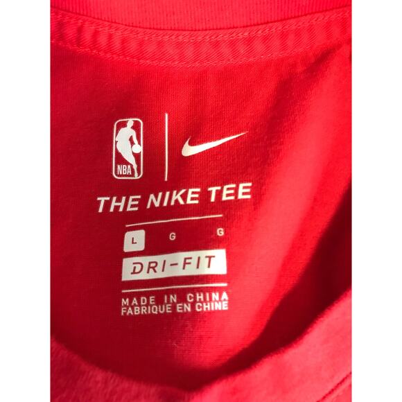 The Nike Tee Atlanta Hawks Red Dri-Fit Short Sleeve T-Shirt L - Picture 6 of 8